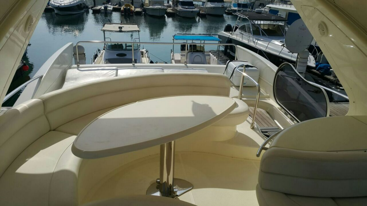 55 FT Azimut (8)