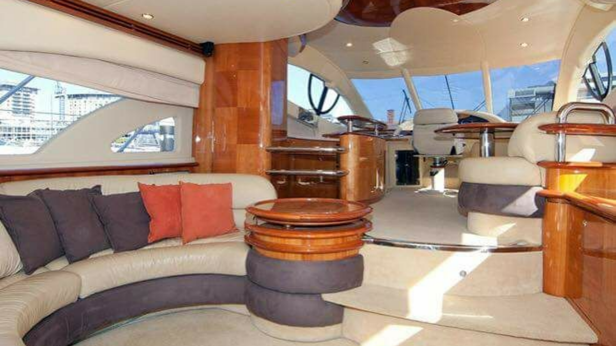 55 FT Azimut (9)