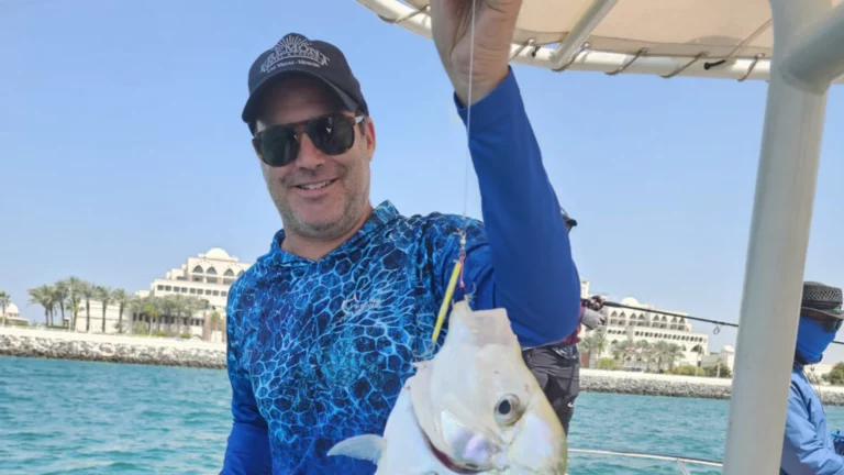 Yacht Fishing in Abu Dhabi (2)