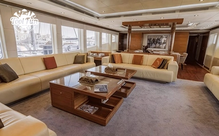 2-F1-124FT-Yacht-Rental-copy.webp