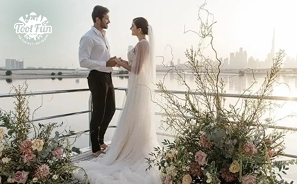 5-Yacht-Wedding-Dubai-laptop-version-copy-2.webp