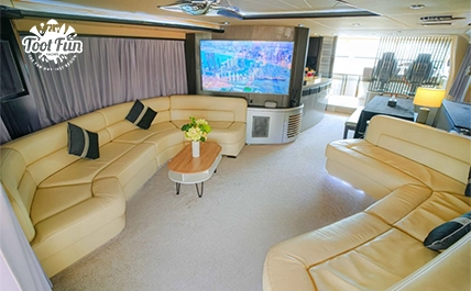 F1-92FT-Yacht-Rental-version-copy-12.webp