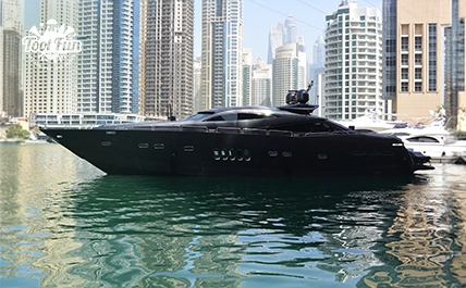 F1-97FT-Yacht-Rental-version-copy-17.webp