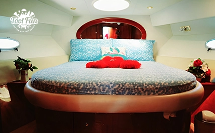 New-Year-48-FT-Yacht-version-copy-6.webp