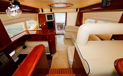 New-Year-55-FT-Yacht-laptop-version-copy-4.webp