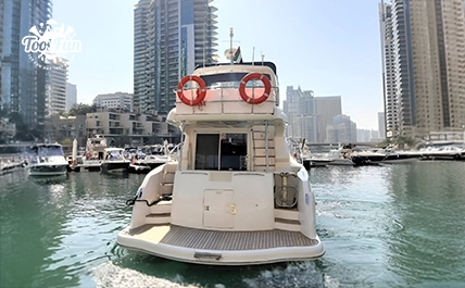 New-Year-55-FT-Yacht-laptop-version-copy-5.webp