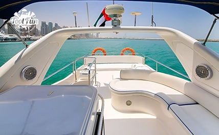New-Year-55-FT-Yacht-laptop-version-copy-8.webp