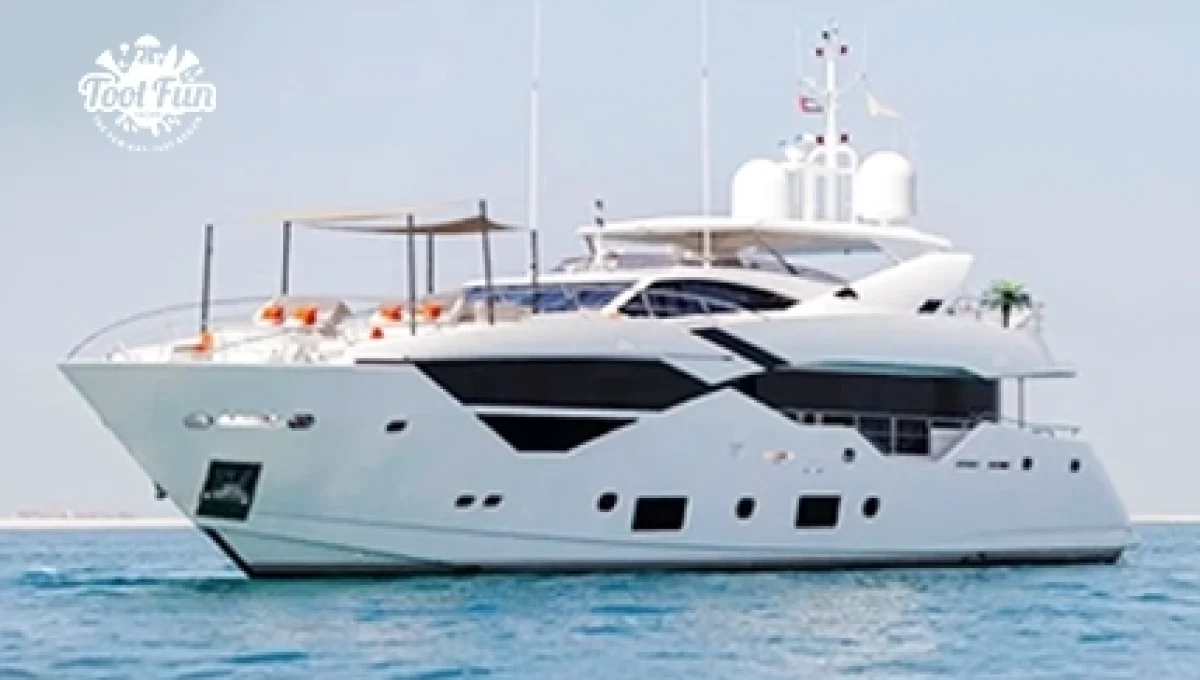 1-116-Sunseeker-Superyacht-laptop-version-copy-1.webp