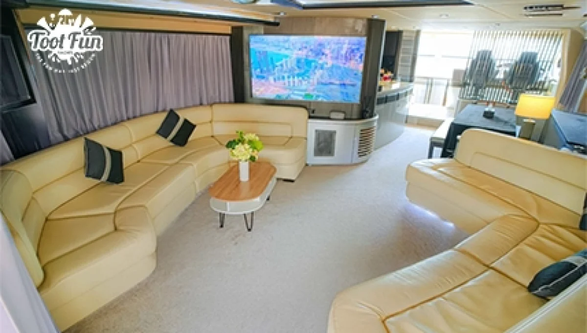 14-97-Sunseeker-Superyacht-laptop-version-copy.webp
