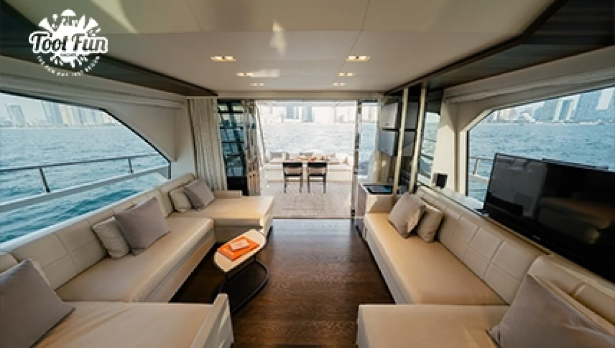 15-67-Feretti-Superyacht-laptop-version-copy.webp