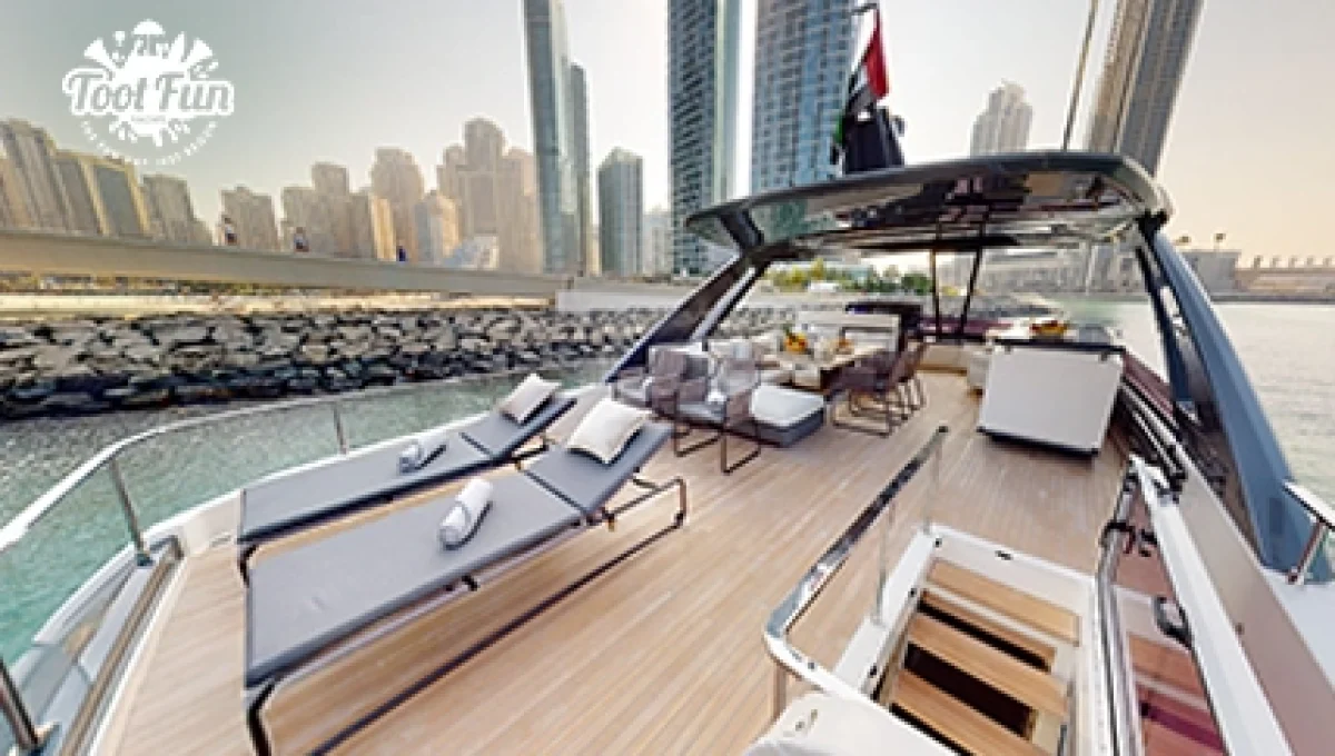 3-78-Ferretti-Superyacht-laptop-version-copy.webp