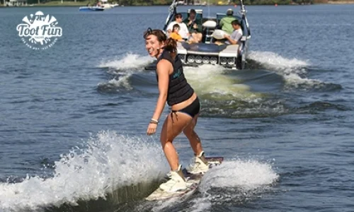 3-Wakeboarding-Dubai-copy.webp