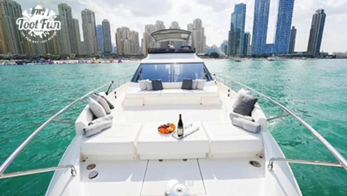 6-67-Feretti-Superyacht-laptop-version-copy.webp
