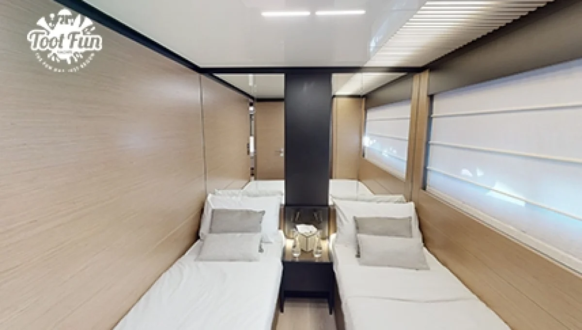 7-78-Ferretti-Superyacht-laptop-version-copy.webp