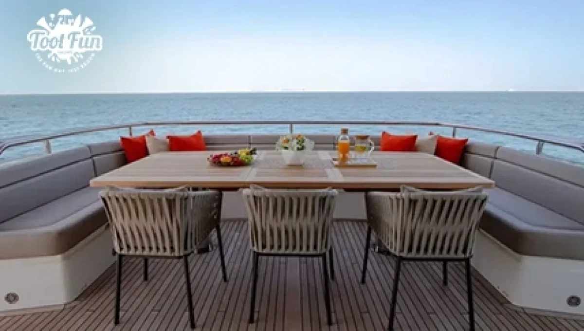 F1-116FT-Yacht-Rental-version-copy-4.webp