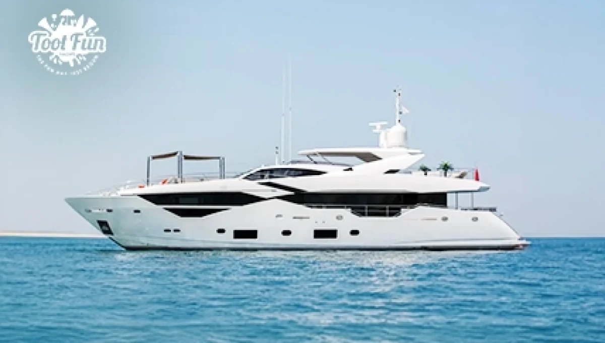 F1-116FT-Yacht-Rental-version-copy-7.webp