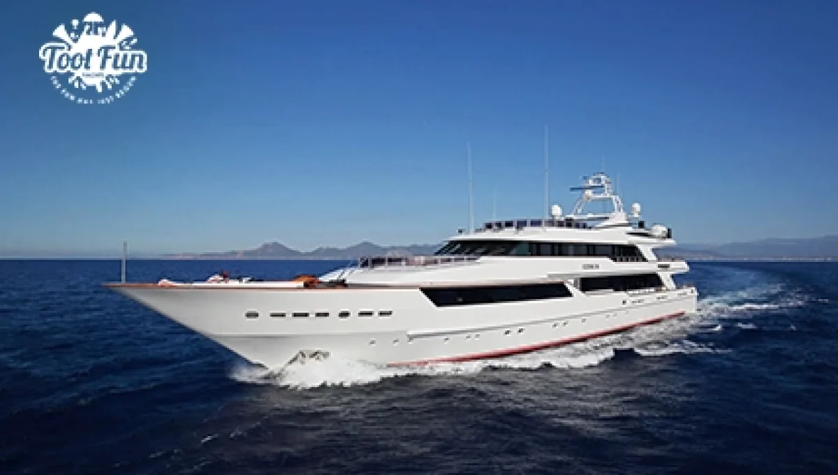 F1-164FT-Yacht-Rental-version-copy-11.webp