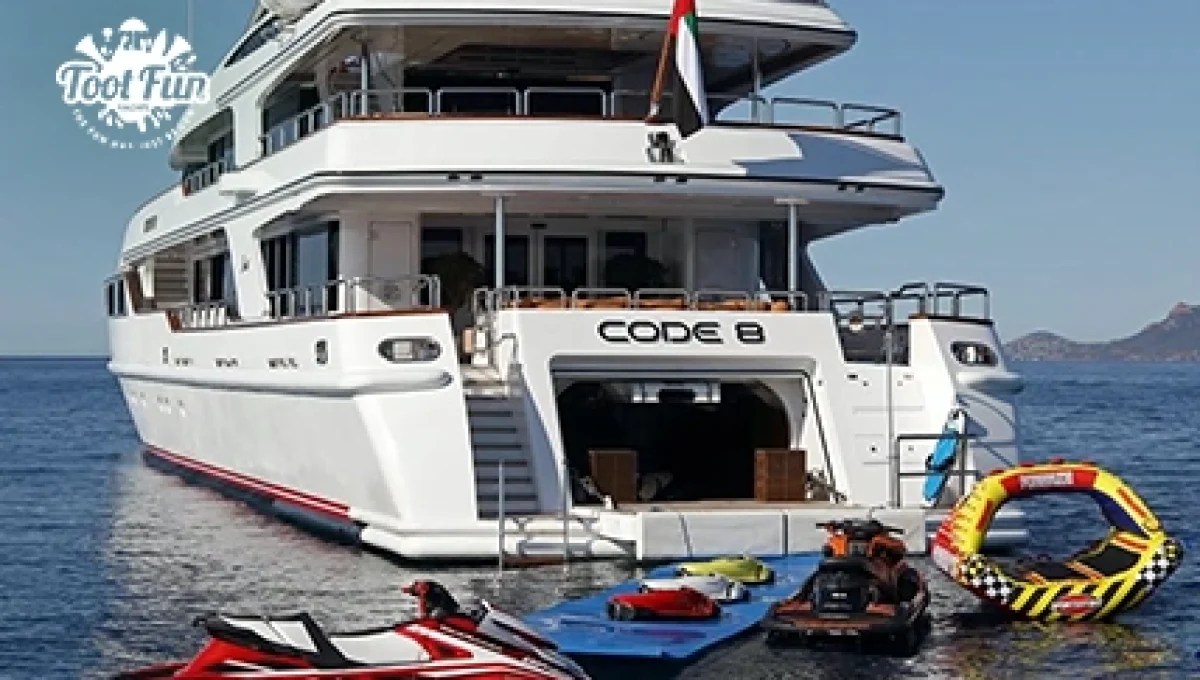 F1-164FT-Yacht-Rental-version-copy-2.webp