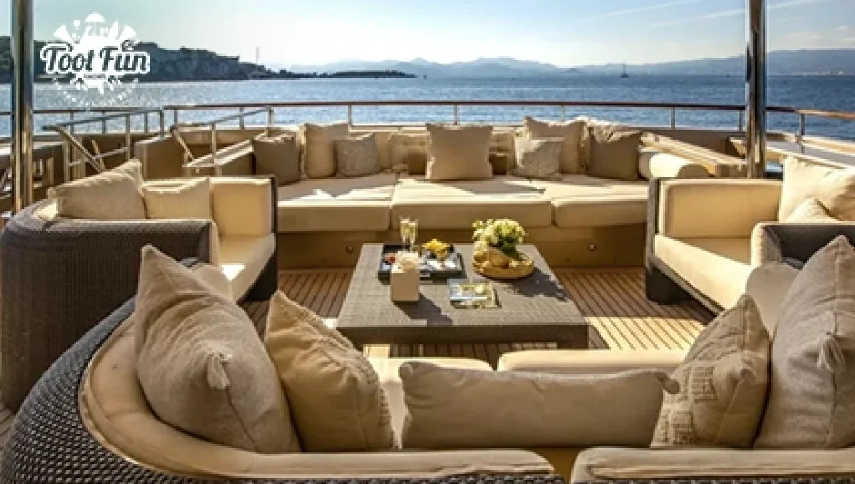 F1-165FT-Yacht-Rental-version-copy-9.webp