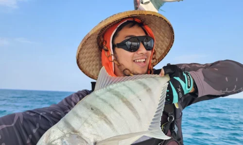 Yacht Fishing in Abu Dhabi (1)