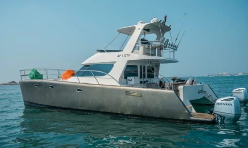Yacht Fishing in Abu Dhabi (5)
